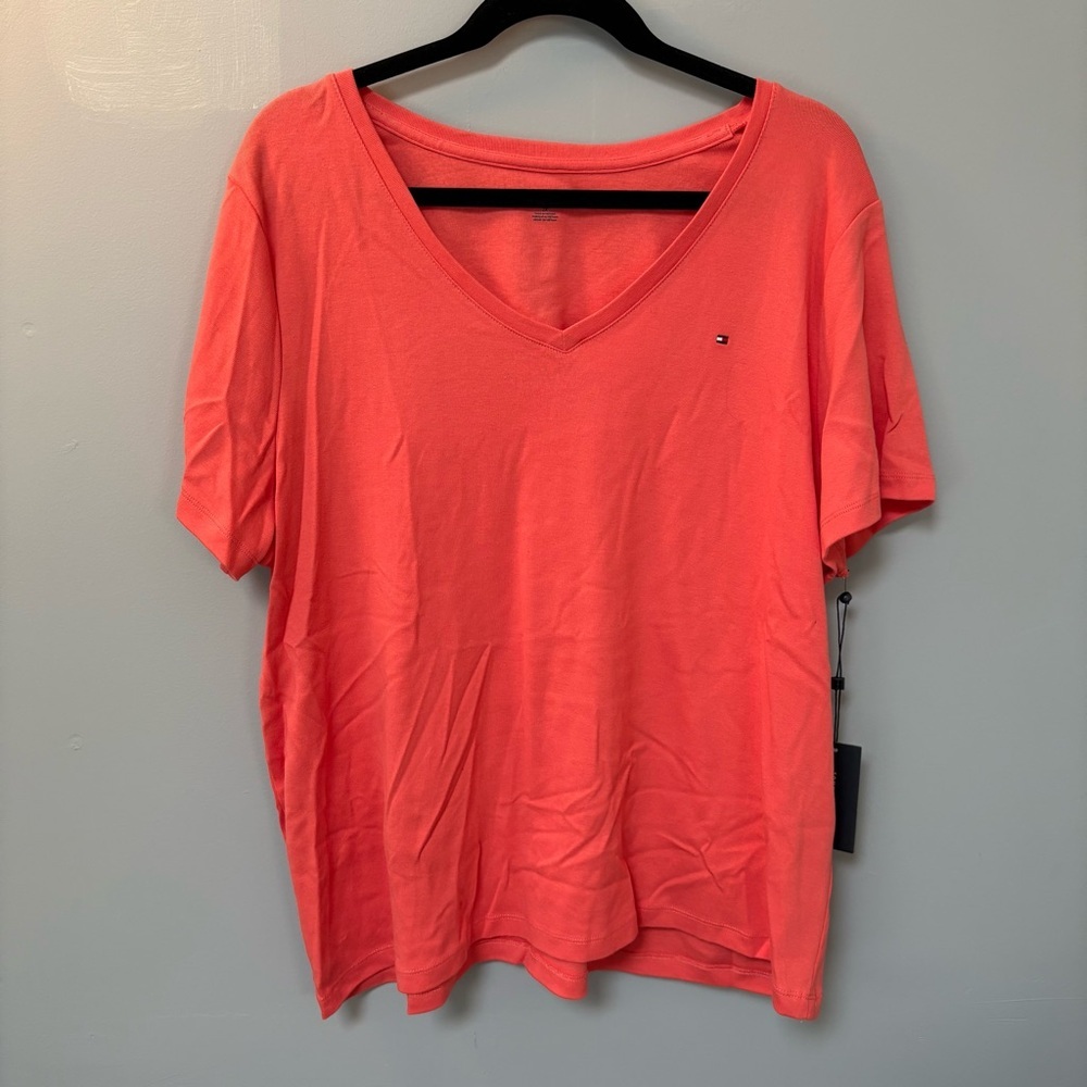 Tommy Hilfiger Women's Bright Coral V-Neck Tee size 2x